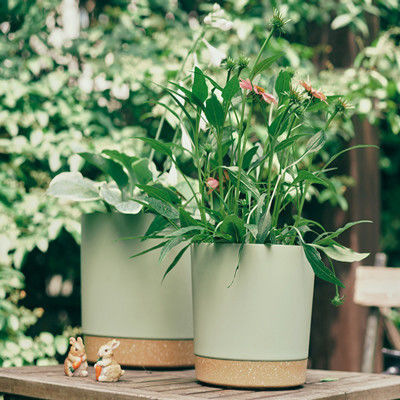 Innengrüne PlastikBlumentöpfe mit Entwässerungs-Löchern und entfernbarer Basis