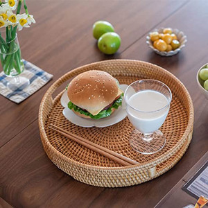 Mehrfunktionale hand- gesponnene Rattan-Runde, die Tray Serving Basket mit Schnitt dient