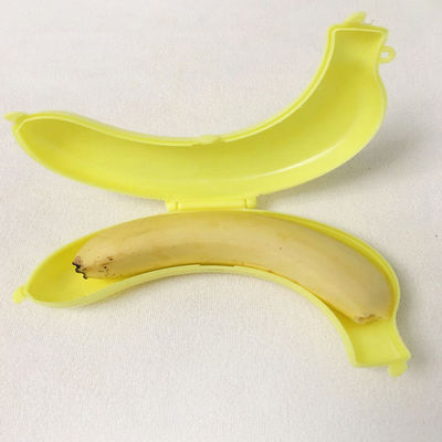 Plastik des Obstbanane-Magazin-60g im Freien