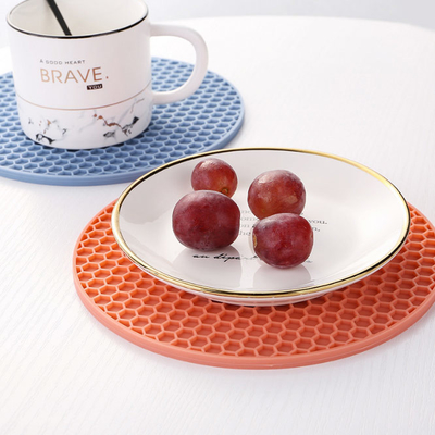 Küchen-Gerät gleiten nicht hitzebeständiges Silikon-heißen Topf-Halter Mat Coaster