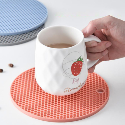 Küchen-Gerät gleiten nicht hitzebeständiges Silikon-heißen Topf-Halter Mat Coaster