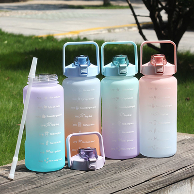 GALLONEN-Wasser-Flasche der tragbaren kundenspezifischen Trinkbecher-2000ML im Freien Motiv