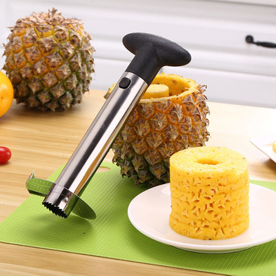 Ziehen Sie freie Edelstahl-Haushaltsware-Ananas-entkernender Werkzeug-Schneidmaschine mit abnehmbarem Griff ab