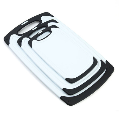 Behandelt freies hackendes Küchen-PlastikSchneidebrett Juice Grooves With Easy Grip BPA 676g