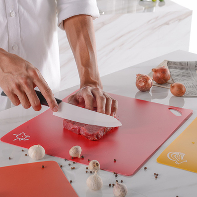 4 gesetzte Haushaltsware-Plastikprodukt-flexibles Schneidebrett Mats With Food Icons