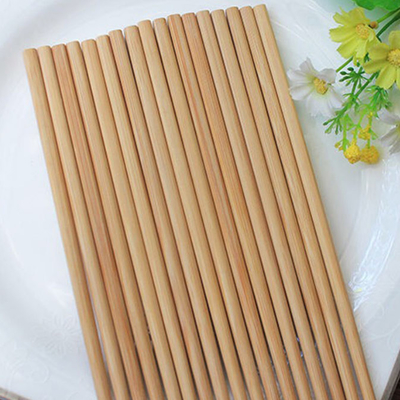 Wiederverwendbare natürliche Bambusessstäbchen sind für das Restaurant-Kochen sperrig