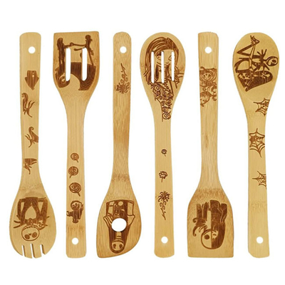 6pcs malte Weihnachtshölzerne Löffel eingestellt für Küchen-Dekor