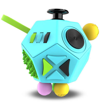 12 mit Seiten versehene Entspannungs-Unruhe-Spielwaren berechnen für Kindererwachsene Rauminhalt