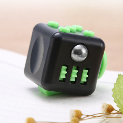 Bunte Dekompressions-Entspannungs-Unruhe-Spielwaren Mini Gadgets Cube