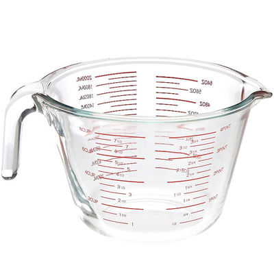 Küchen-backendes Glasmessbecher mit roten Grafiken Mikrowelle und Ofen