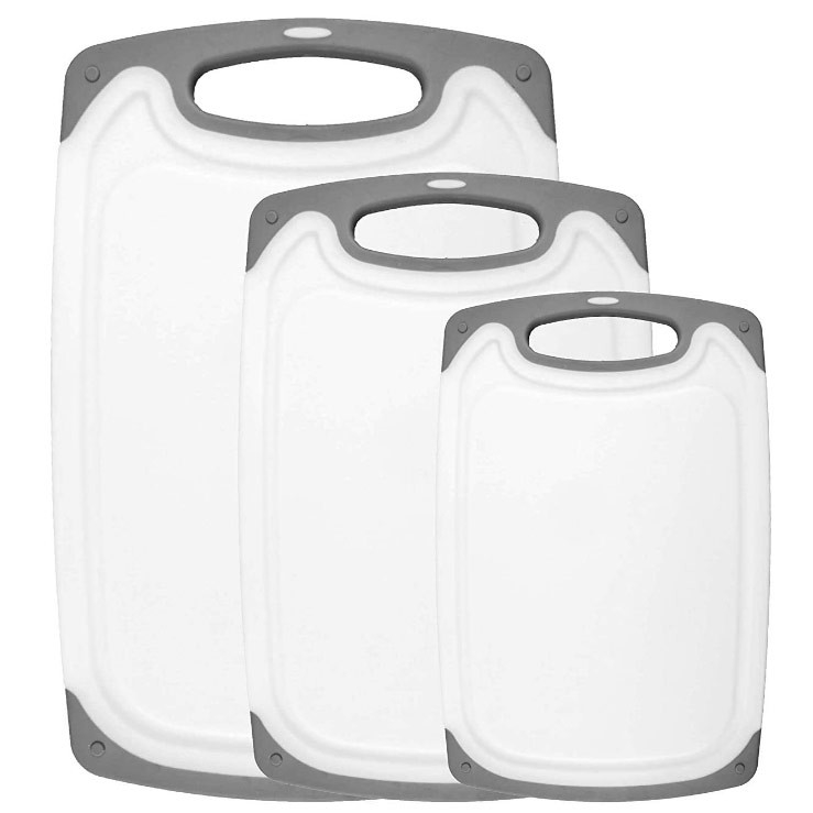 Behandelt freies hackendes Küchen-PlastikSchneidebrett Juice Grooves With Easy Grip BPA 676g